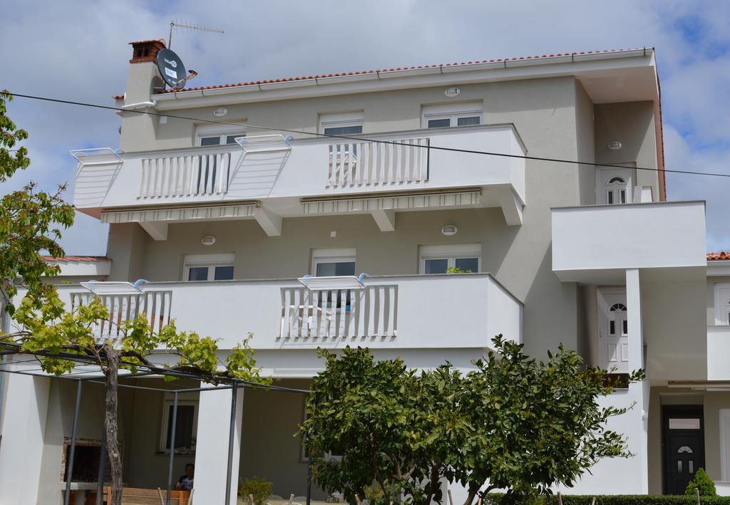 Apartments Pineta Franko Fažana Eksteriør billede